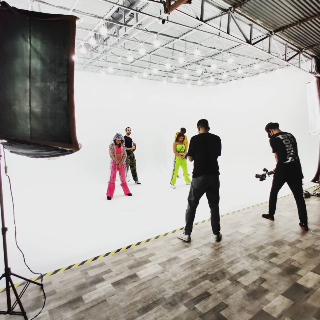 white cyclorama studio in delhi ncr